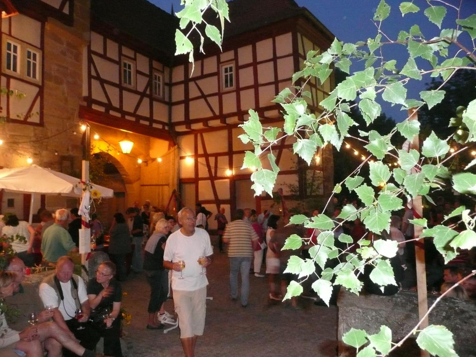 Weingut Gaestehaus Weigand Iphofen Luaran gambar